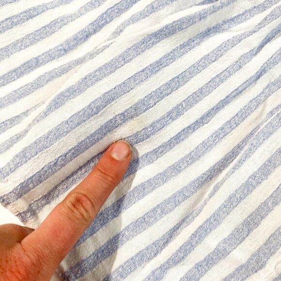 Gap blue pinstripe flutter sleeve tie front blouse - Picture 8 of 8